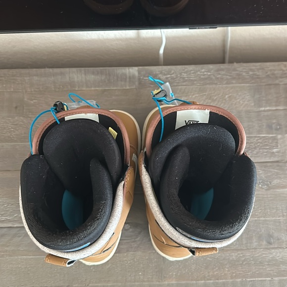 Vans Encore OG snowboarding boots - Picture 5 of 7